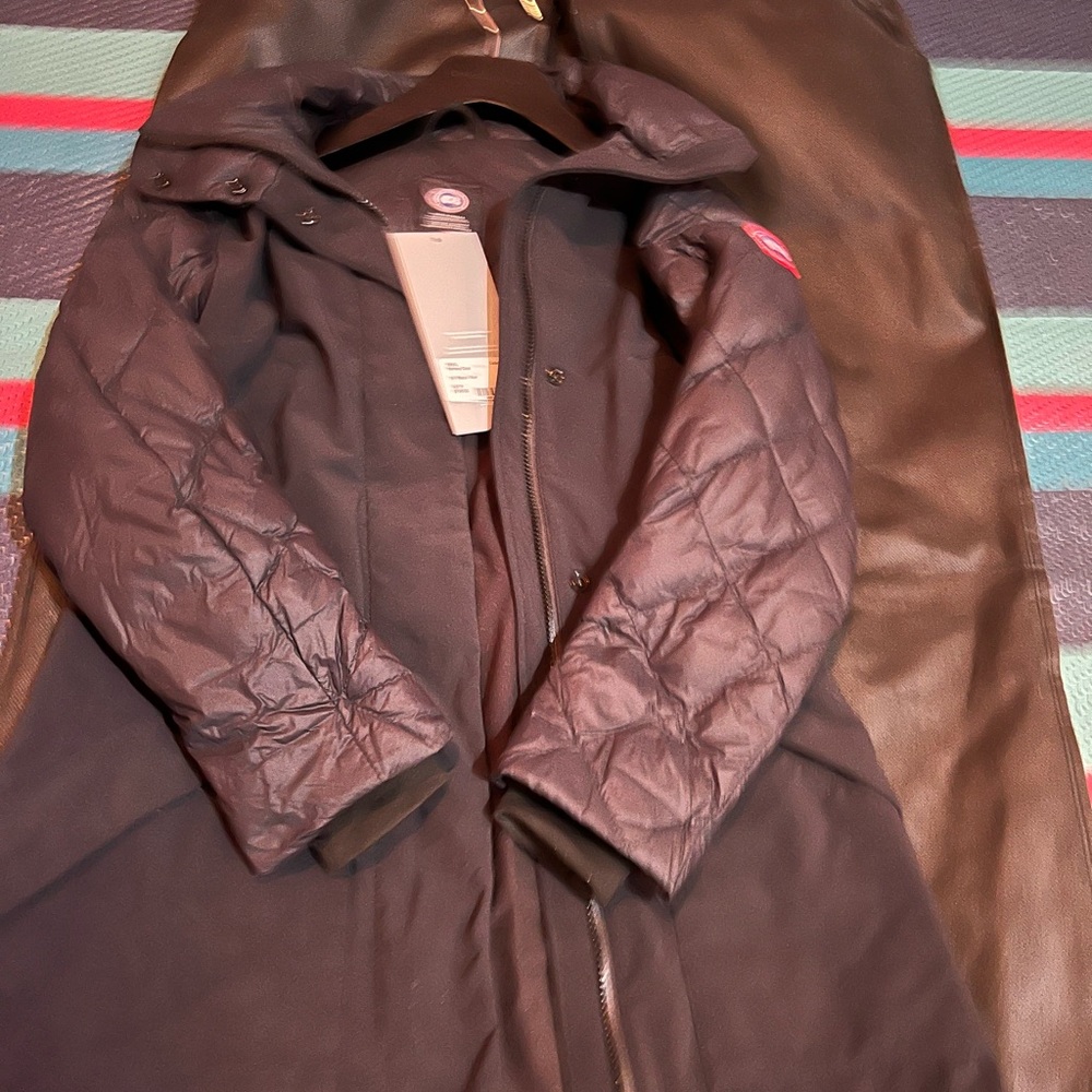 Canada goose jacket for woman